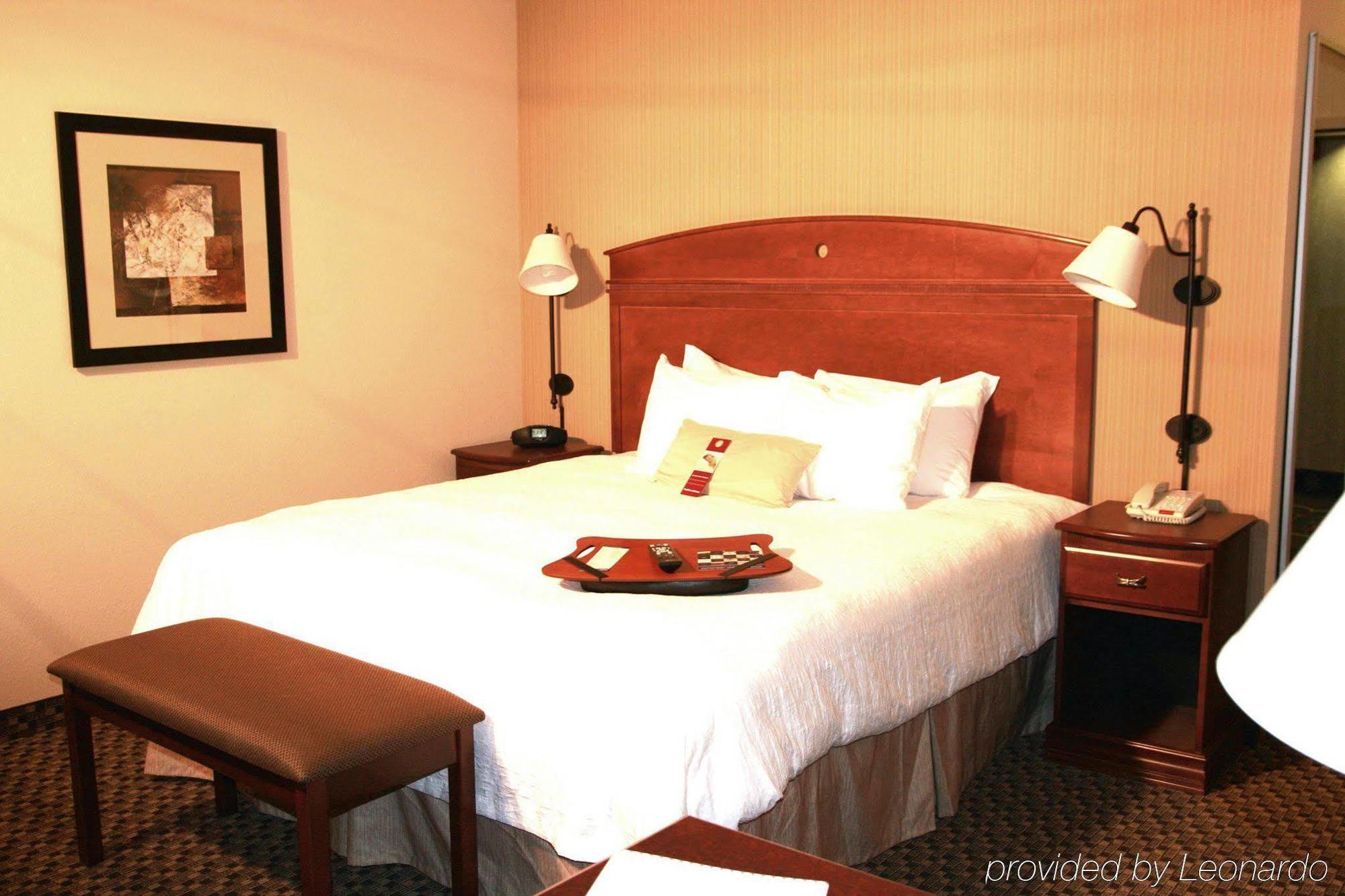 Hampton Inn Duncan Room photo
